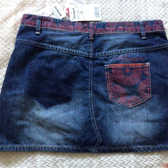 NWT Desigual skirt. Size 40 European which is a us medium or 8. - Picture 2 of 6